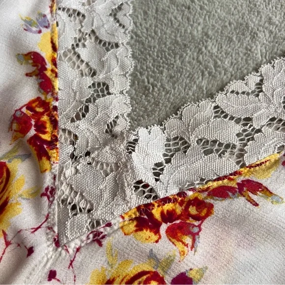 Free People Intimately Morning Rose Sleeveless Floral Lace Bohemian Cami Top - Picture 6 of 12